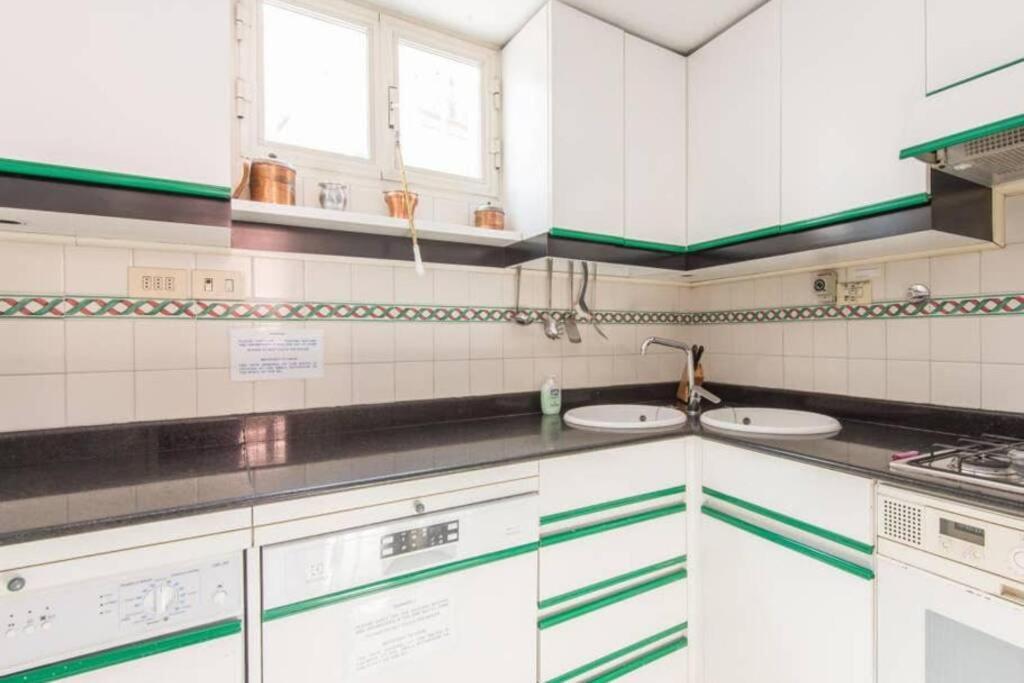 Pallaro Terrace Apartment Рим Екстер'єр фото