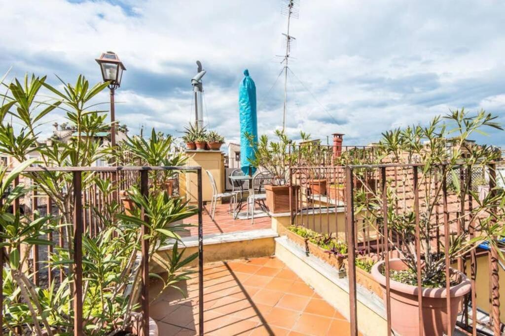 Pallaro Terrace Apartment Рим Екстер'єр фото