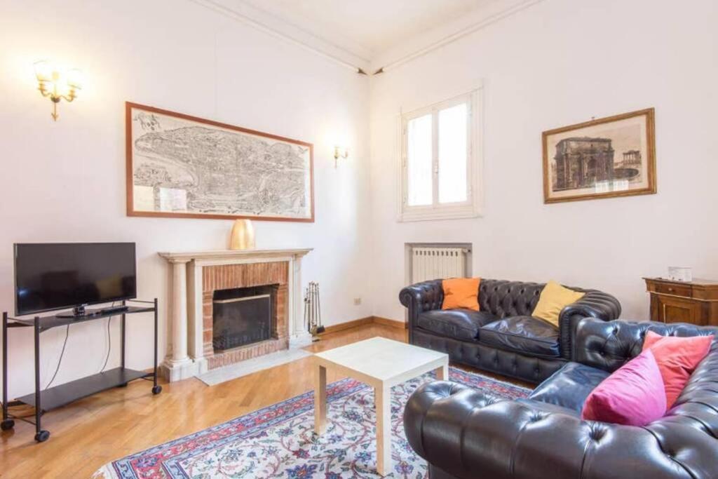 Pallaro Terrace Apartment Рим Екстер'єр фото
